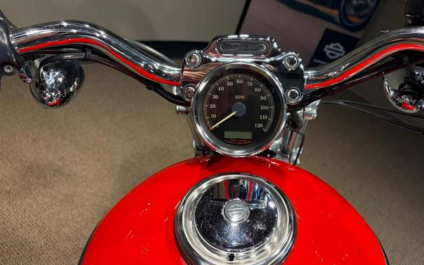 2006 Harley-Davidson® XL1200C - Sportster® 1200 Custom