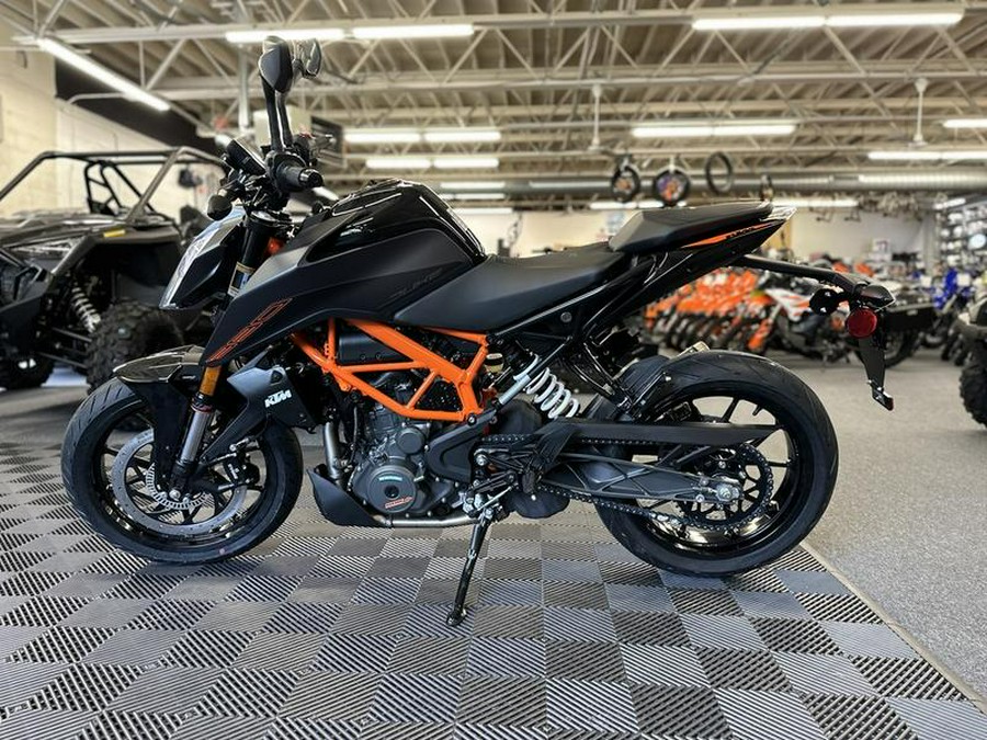 2023 KTM 390 Duke