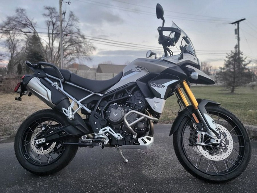 2023 Triumph Tiger 900 Rally Pro Matte Khaki Green Rally Pro