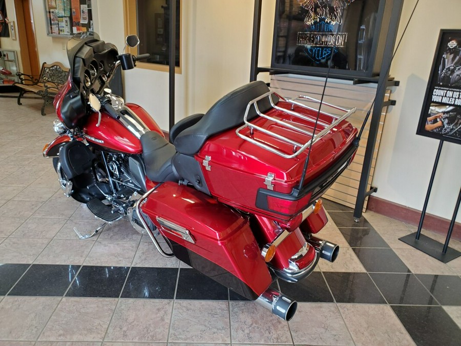 2013 Harley-Davidson Electra Glide® Ultra Limited Ember Red Sunglo