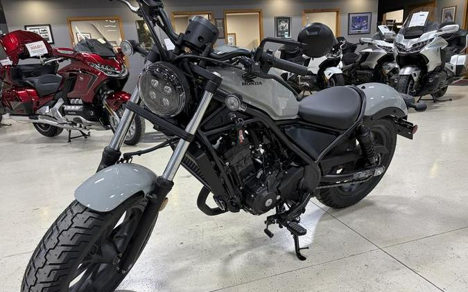 2026 Honda® Rebel 300 E-Clutch