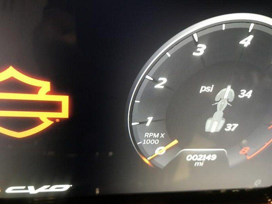 2024 Harley-Davidson® FLTRXSE - CVO™ Road Glide®