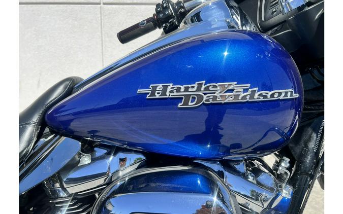 2017 Harley-Davidson® FLHX Street Glide