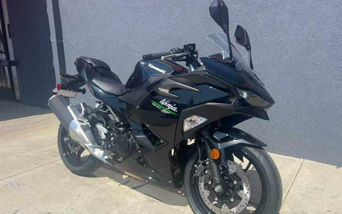 2024 Kawasaki NINJA 500