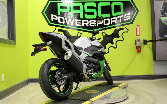 2024 Kawasaki Z7 HYBRID / CR500ARFNL