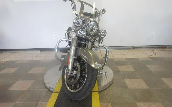 2017 Harley-Davidson® FLHR - Road King®