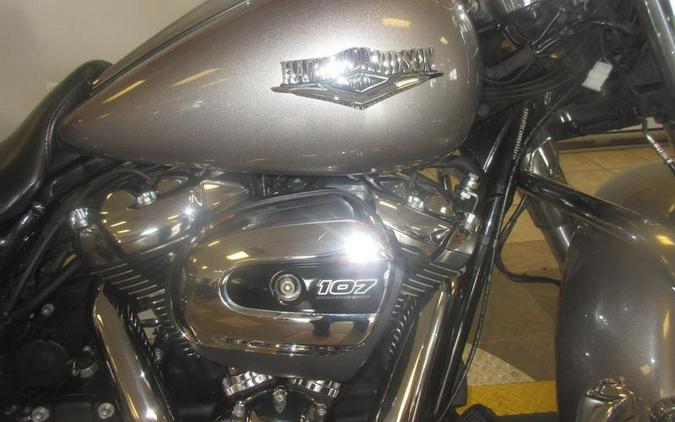 2017 Harley-Davidson® FLHR - Road King®