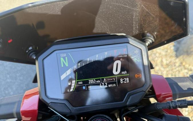 2025 Kawasaki Z500 SE ABS