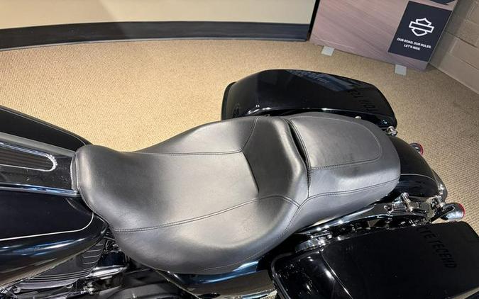 2016 Harley-Davidson® FLHXS - Street Glide® Special