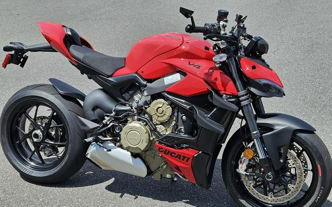 2023 Ducati Streetfighter V4 Lineup First Look [12 Fast Facts]