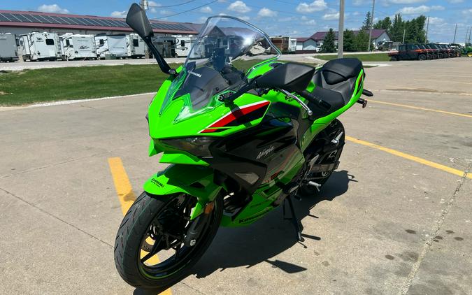 2024 Kawasaki Ninja 500 KRT Edition SE ABS