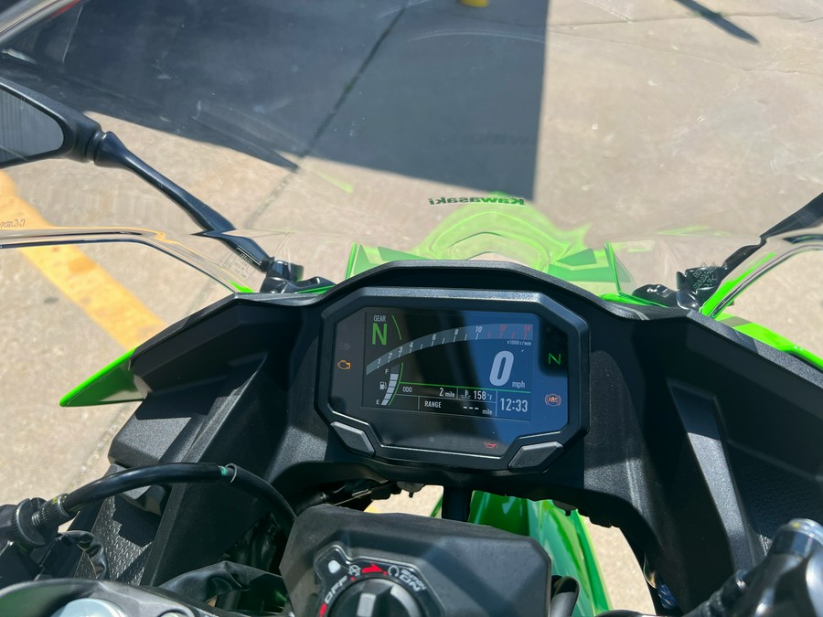 2024 Kawasaki Ninja 500 KRT Edition SE ABS