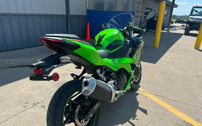 2024 Kawasaki Ninja 500 KRT Edition SE ABS