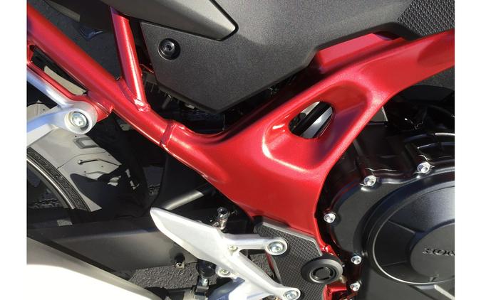 2025 Honda CB750 Hornet Base