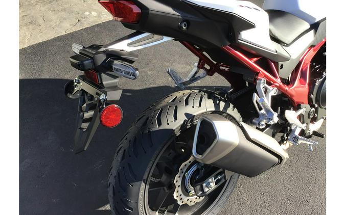 2025 Honda CB750 Hornet Base