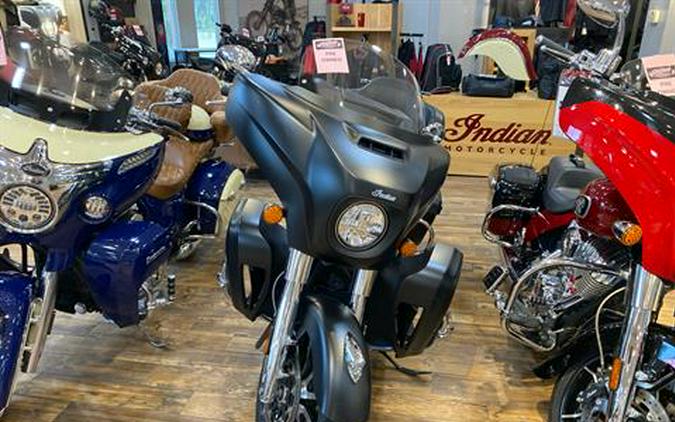 2020 Indian Motorcycle Roadmaster® Dark Horse®