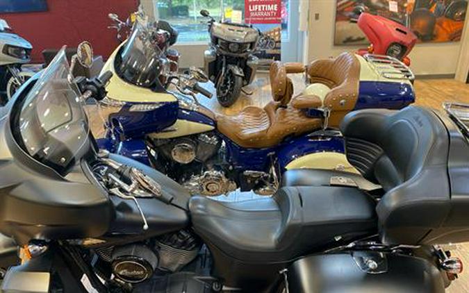 2020 Indian Motorcycle Roadmaster® Dark Horse®