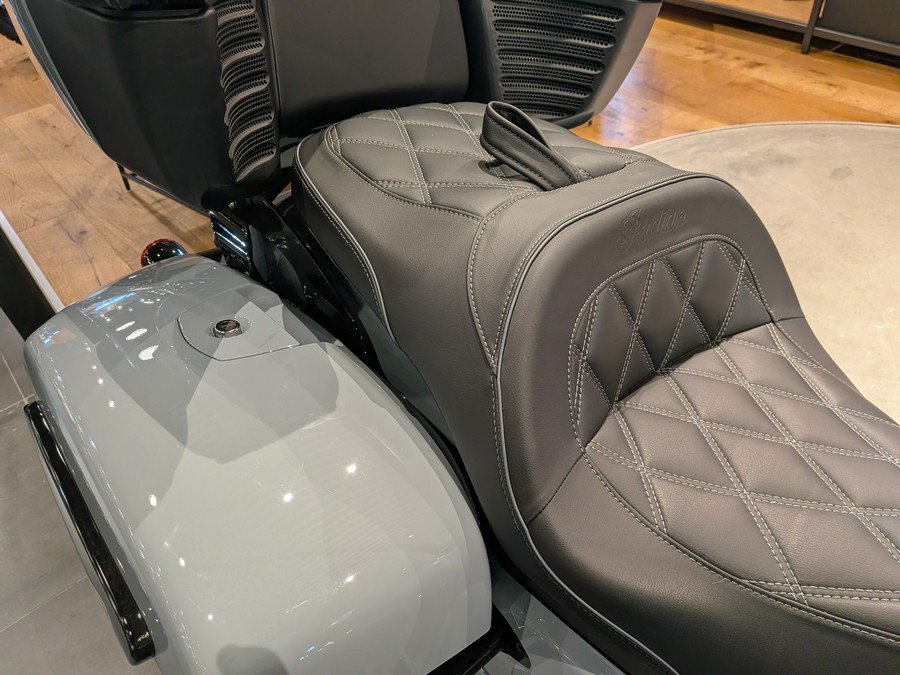 2025 Indian Motorcycle Roadmaster® PowerPlus Dark Horse®