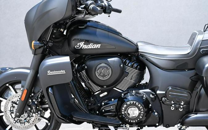 2024 Indian Motorcycle® Roadmaster® Dark Horse® Black Smoke