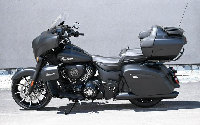 2024 Indian Motorcycle® Roadmaster® Dark Horse® Black Smoke