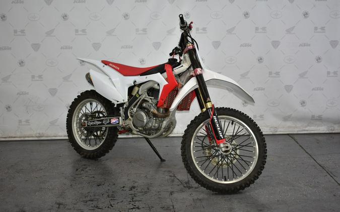 2016 CRF® 450R - Honda