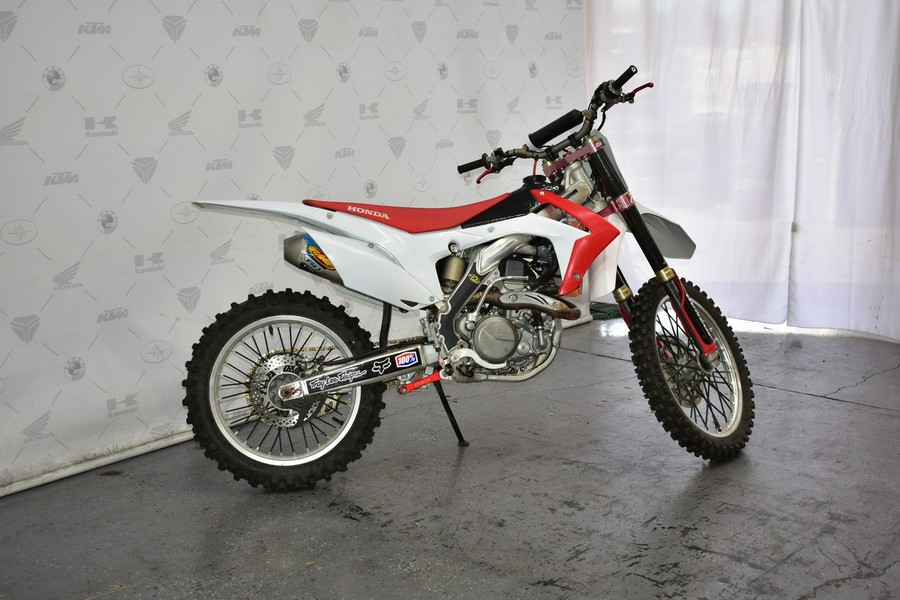 2016 CRF® 450R - Honda