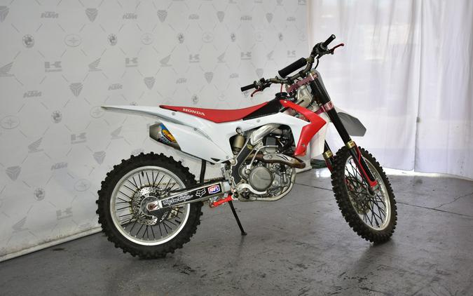 2016 CRF® 450R - Honda