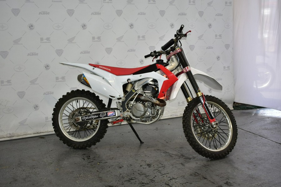 2016 CRF® 450R - Honda