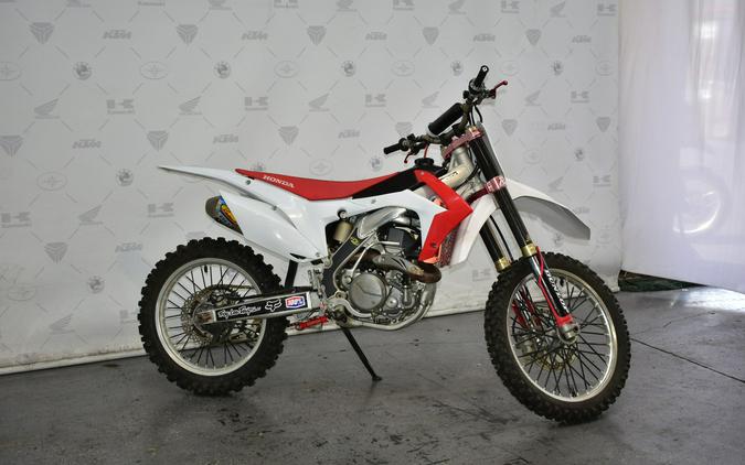 2016 CRF® 450R - Honda