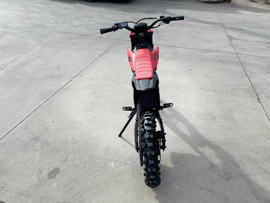 2025 THRONE CYCLES STRIKE SHADOW 60V