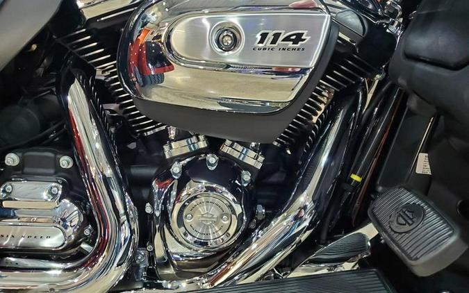 2024 Harley-Davidson® FLHTCUTG - Tri Glide® Ultra