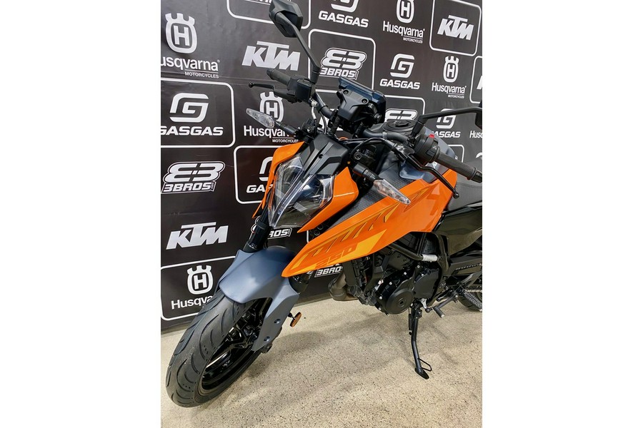 2024 KTM 250 Duke