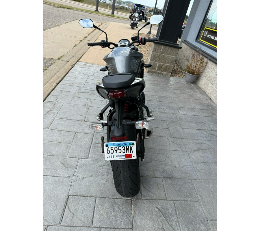 2024 Triumph Street Triple 765 R