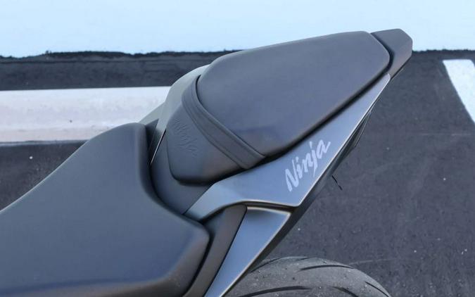 2023 Kawasaki Ninja ZX-6R KRT Edition