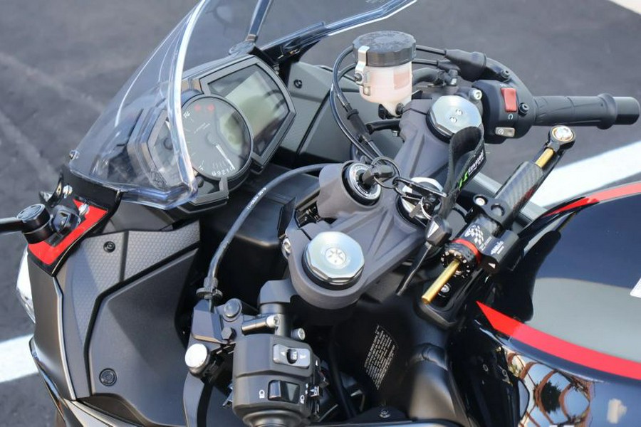 2023 Kawasaki Ninja ZX-6R KRT Edition