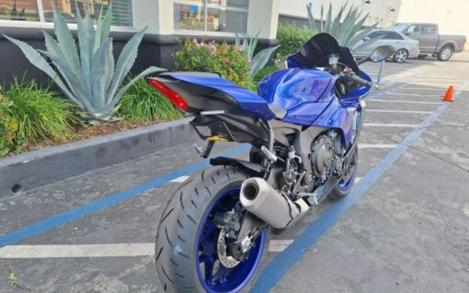 2022 Yamaha YZF-R1