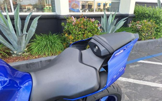 2022 Yamaha YZF-R1