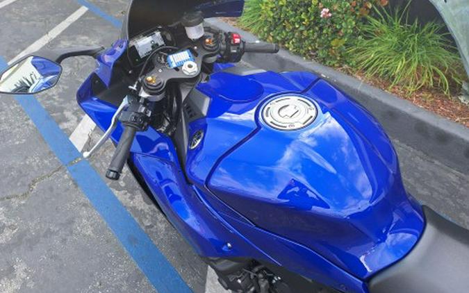 2022 Yamaha YZF-R1