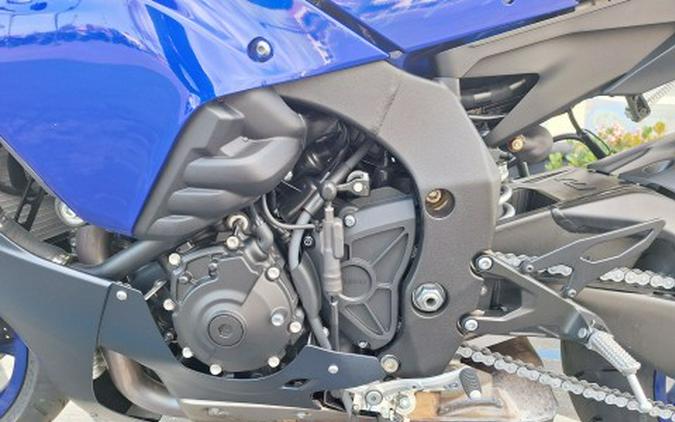 2022 Yamaha YZF-R1
