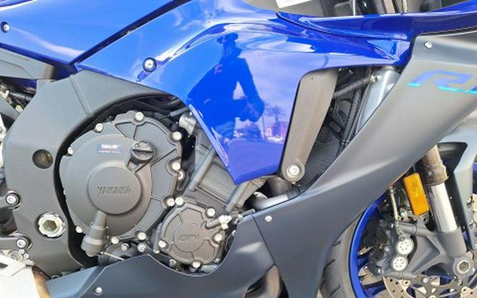 2022 Yamaha YZF-R1