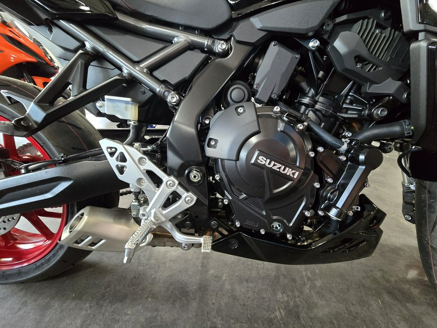 2026 Suzuki GSX-8TT