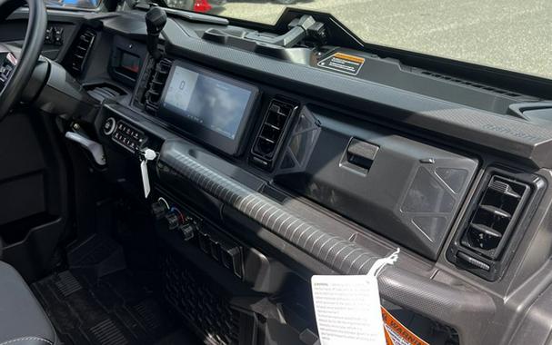 2026 Can-Am Defender Limited HD11