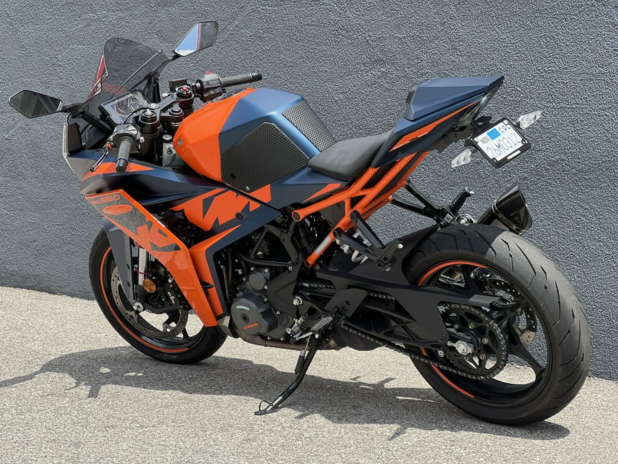 2023 KTM RC 390