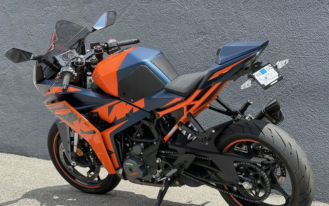 2023 KTM RC 390