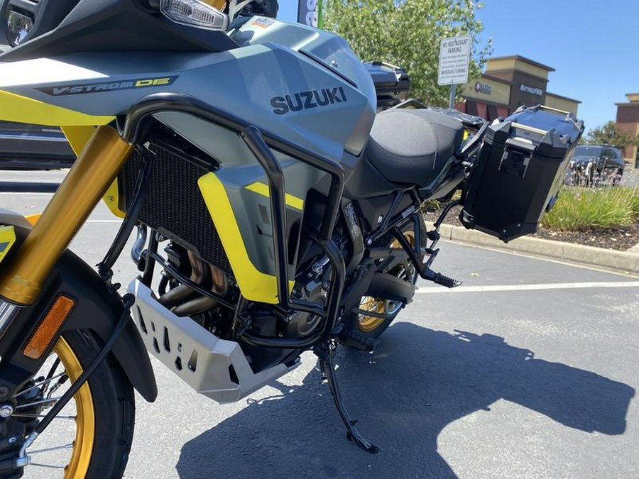 2024 Suzuki V-Strom 800DE Adventure