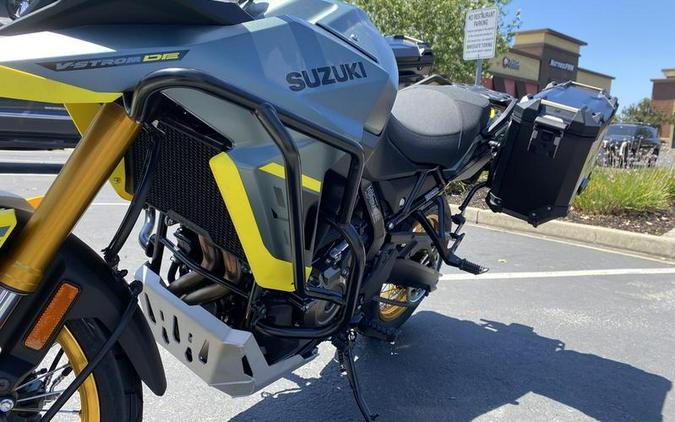 2024 Suzuki V-Strom 800DE Adventure