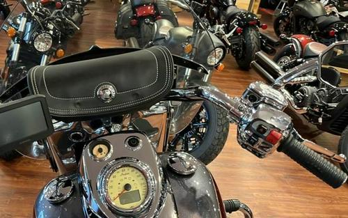 2017 Indian Motorcycle® Springfield™ Steel Gray Over Burgundy Metallic