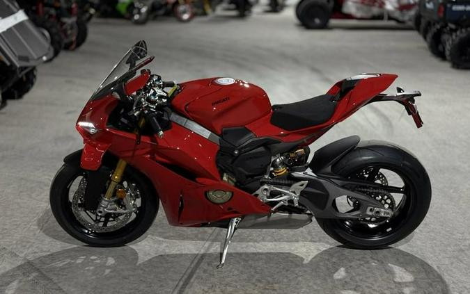 2025 Ducati Panigale V4 S Panigale V4 S