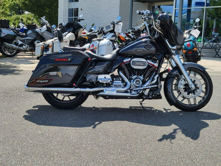 2020 Harley-Davidson® FLHXSE - CVO™ Street Glide®