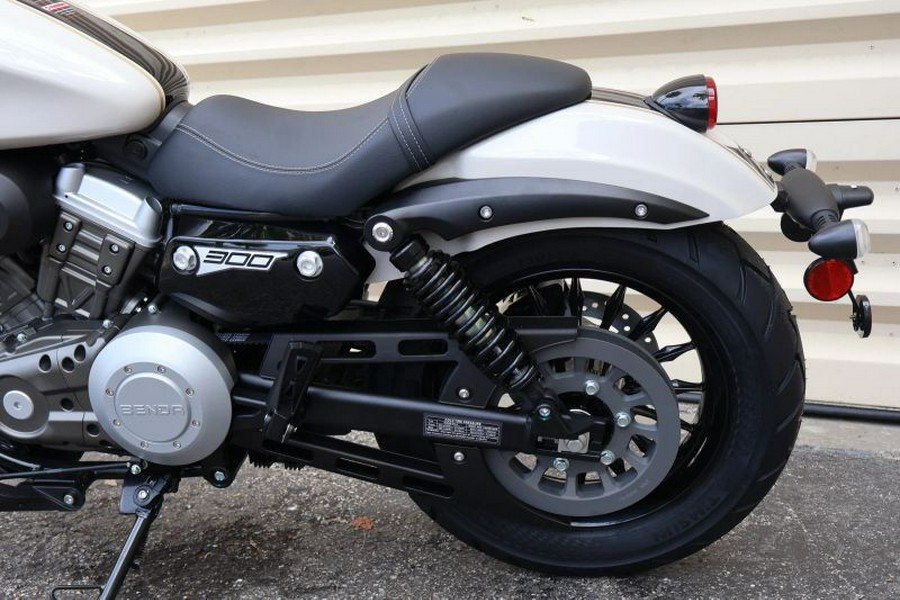 2025 BENDA CHINCHILLA 300